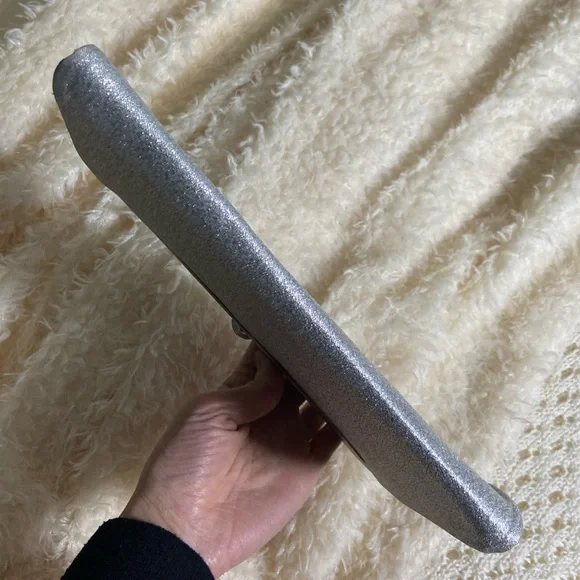 Vintage silver metallic clutch handbag mini bag - Picture 5 of 7